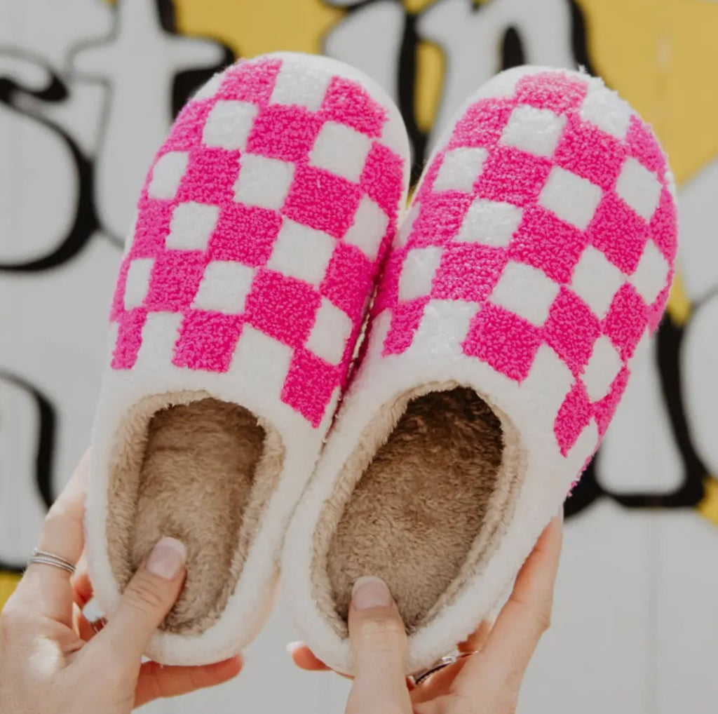 Pink Checkered Slippers 💕